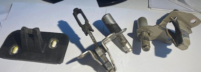 KONEPELLIN LUKKO MERCEDES W124