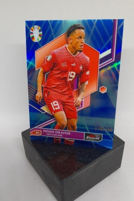 Noah Okafor, Topps Finest Vaporwave Refractor