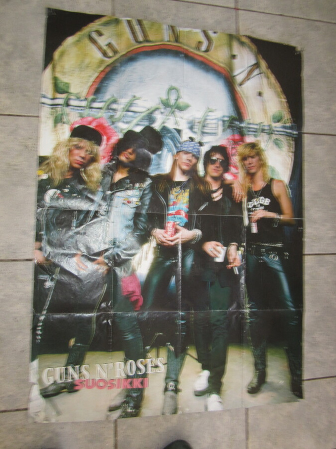 GUNS N`ROSES - SUOSIKKI JÄTTIJULISTE