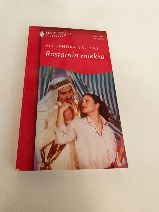 Alexandra Sellers; Rostamin miekka (Viettelys)