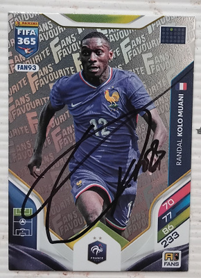 Randal Kolo Muani Ranska signed