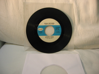 Jukka Raitanen: Vangin toive/ Huuto kiven sisältä 7"