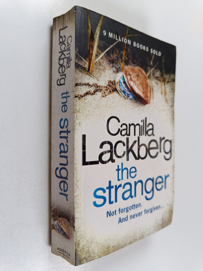 Camilla Läckberg : The Stranger