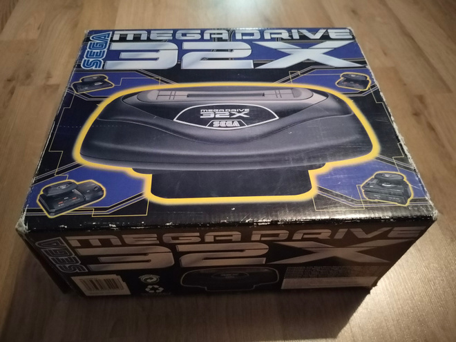 Sega Mega Drive 32X PAL + Mortal Kombat II + Moto Cross Cham
