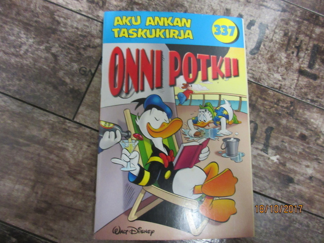 Aku Ankan taskukirja 337 - Onni potkii (1.Painos)