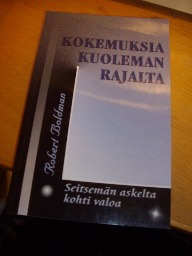 Boldman: KOKEMUKSIA KUOLEMAN RAJALTA ( Sis.postikulut )