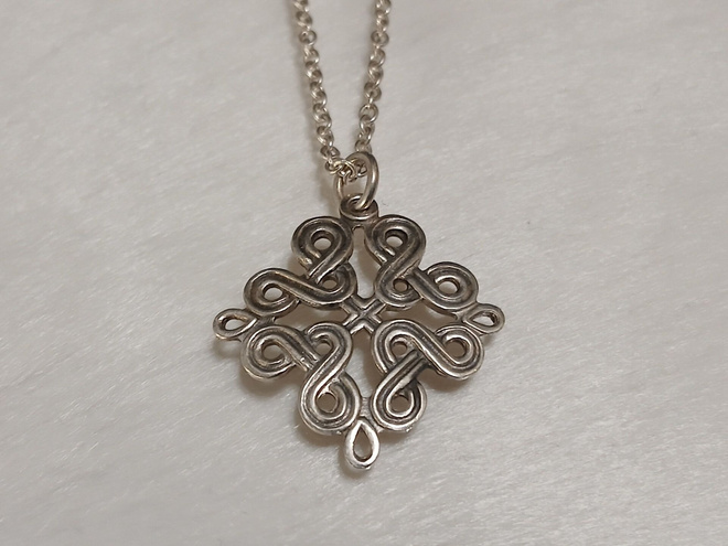 1970 Kalevala Koru Karjalainen nauhapunos-riipus Hopea