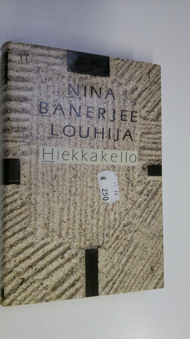 Nina Banerjee-Louhija : Hiekkakello