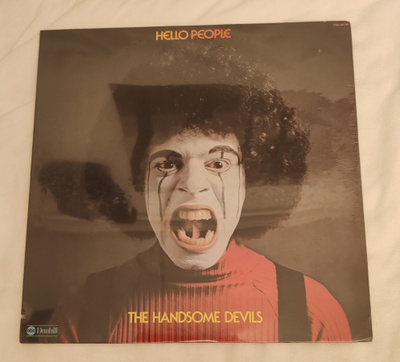 Hello People The Handsome Devils lp Avaamaton Pakkaus