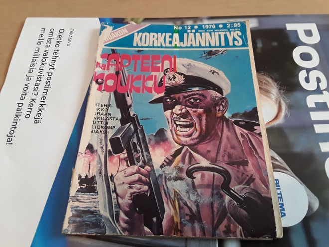 Viidakon Korkeajännitys 1976 12: Kapteeni koukku