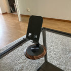 Musta säädettävä pöytäteline puhelimelle tai tabletille - pikkukuva 3