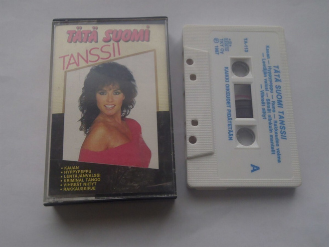 TÄTÄ SUOMI TANSSII c-kasetti ( Huoltoasemakasetti )