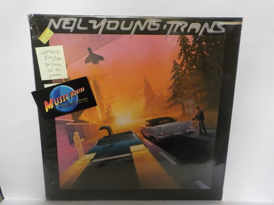 NEIL YOUNG - TRAINS EX+/EX+ LP