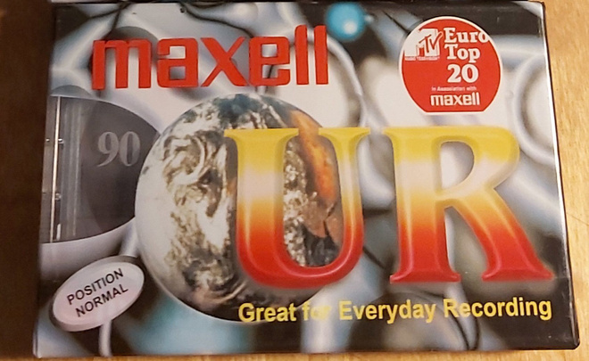 MAXELL UR 90 Uusia