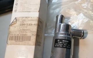VW / Audi Uusi tyhjäkäyntiventtiili Bosch