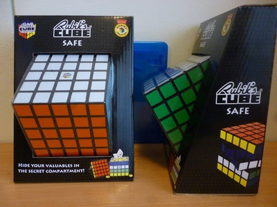 RUBIK´S CUBE SAFE	(23 481)	9cm	Pankki