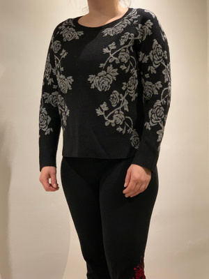M&S musta / harmaa ruusu neule koko 42