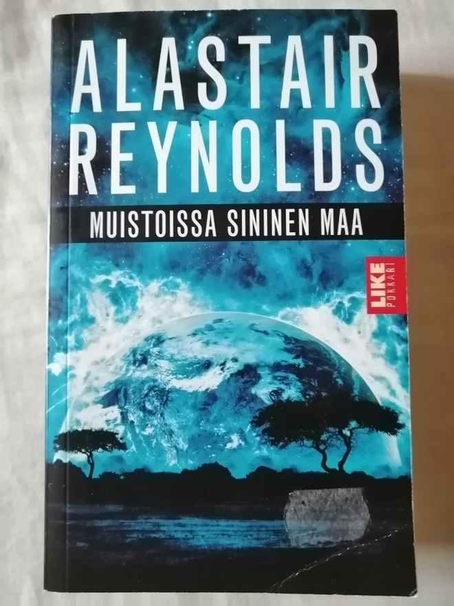 Reynolds, Alastair: Muistoissa sininen maa