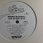 RONNIE McDOWELL :: LOVE SO MANY WAYS :: VINYYLI-LP - pikkukuva 4