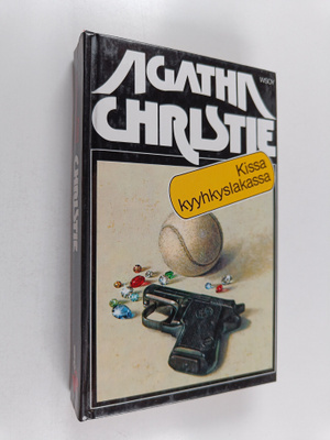 Agatha Christie : Kissa kyyhkyslakassa