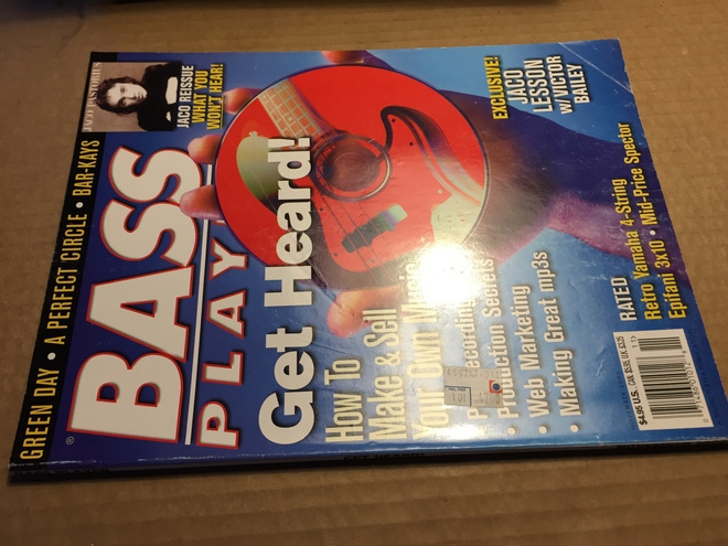 BASS PLAYER MAGAZINE 11/2000 HYVÄ
