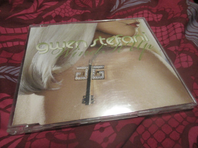 GWEN STEFANI - WIND IT UP CDS