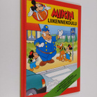 Walt Disney : Mikin liikennekoulu : Suojatie - pikkukuva 1