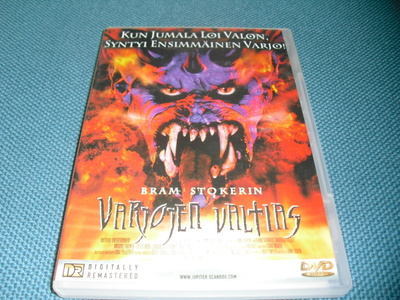 BRAM STOKERIN VARJOJEN VALTIAS (Michael Rooker)***