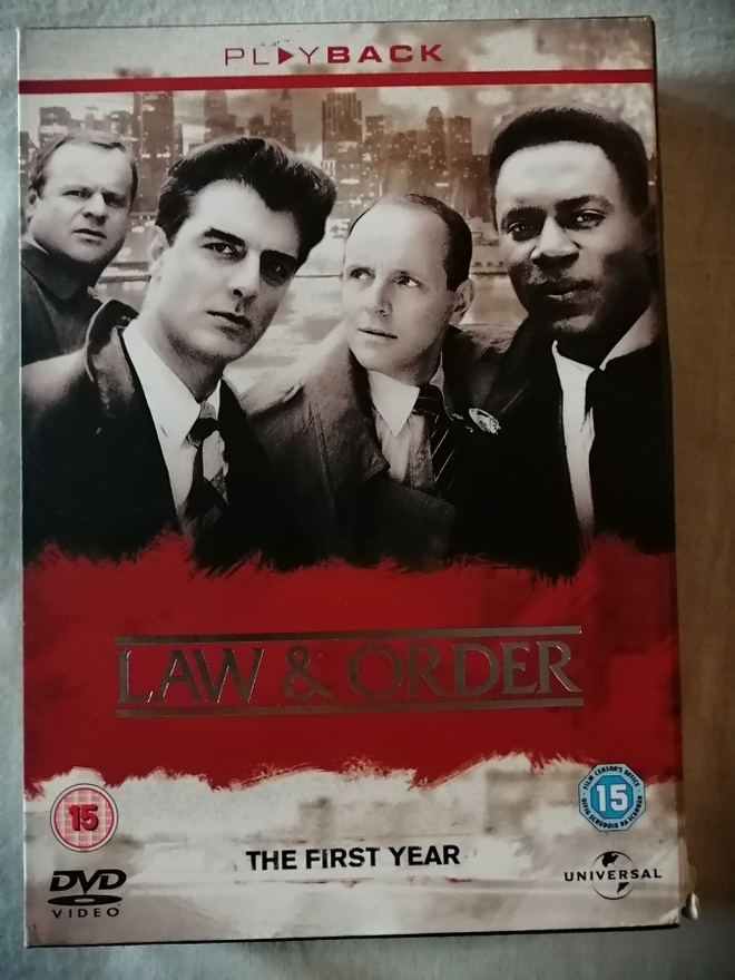 Law & Order season 1 (Kova laki)