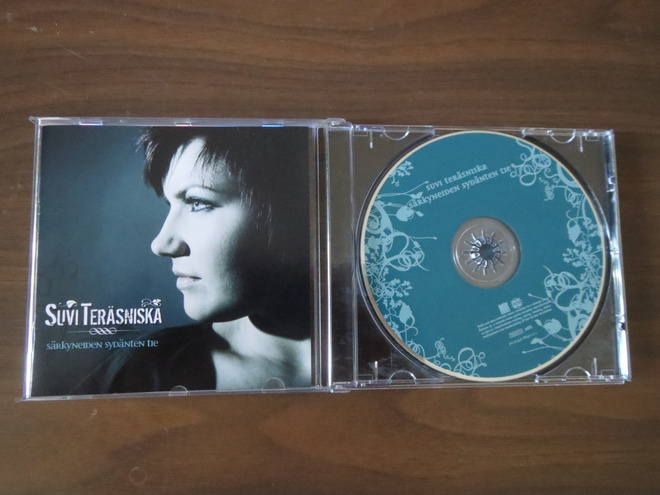 Suvi Teräsniska: Särkyneiden sydänten tie CD
