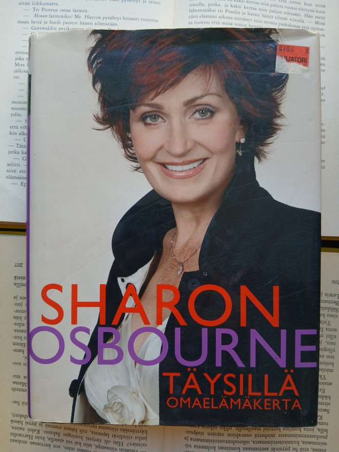 Sharon Osbourne - Täysillä: omaelämäkerta (sid.)