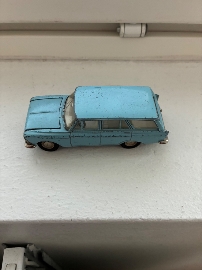 Moskwitch A3 1/43 pienoismalli. Tehty Neuvostoliitossa