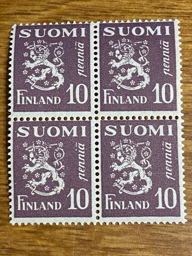 LEIJONA MALLI 1930 10 PENNIÄ NELIÖ