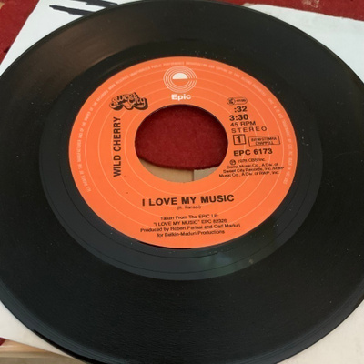 WILD CHERRY: I Love My Music * Don’t Stop, Get Off *EUR 1978