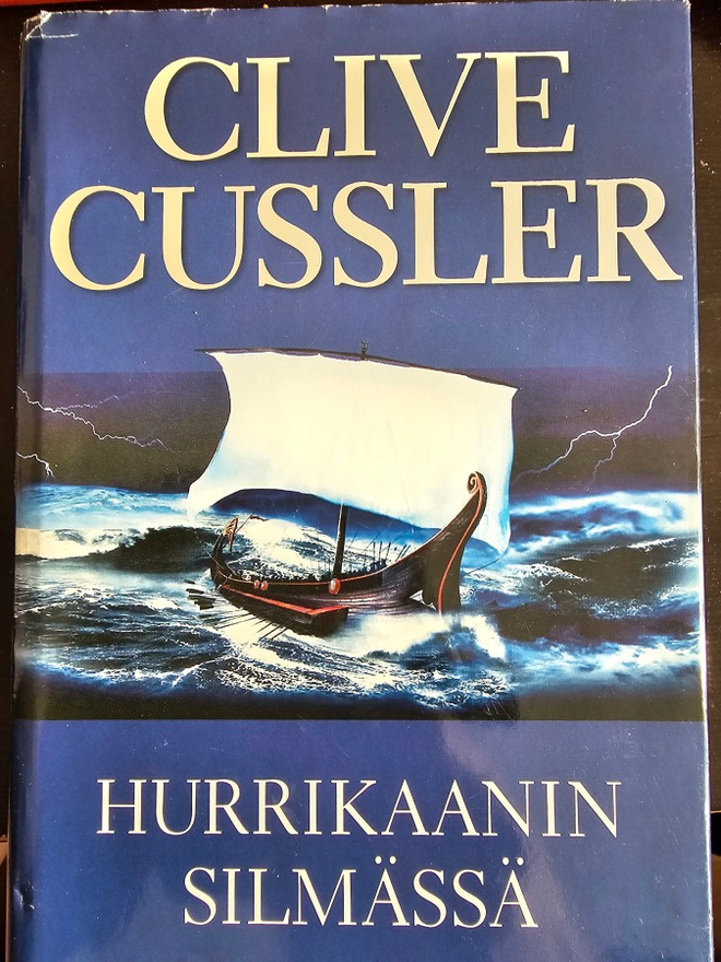 Clive Cussler: Hurrikaanin Silmässä 1.p