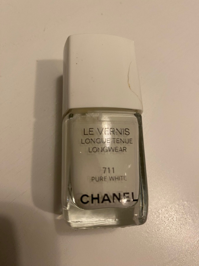 CHANEL KYNSILAKKA 711 PURE WHITE