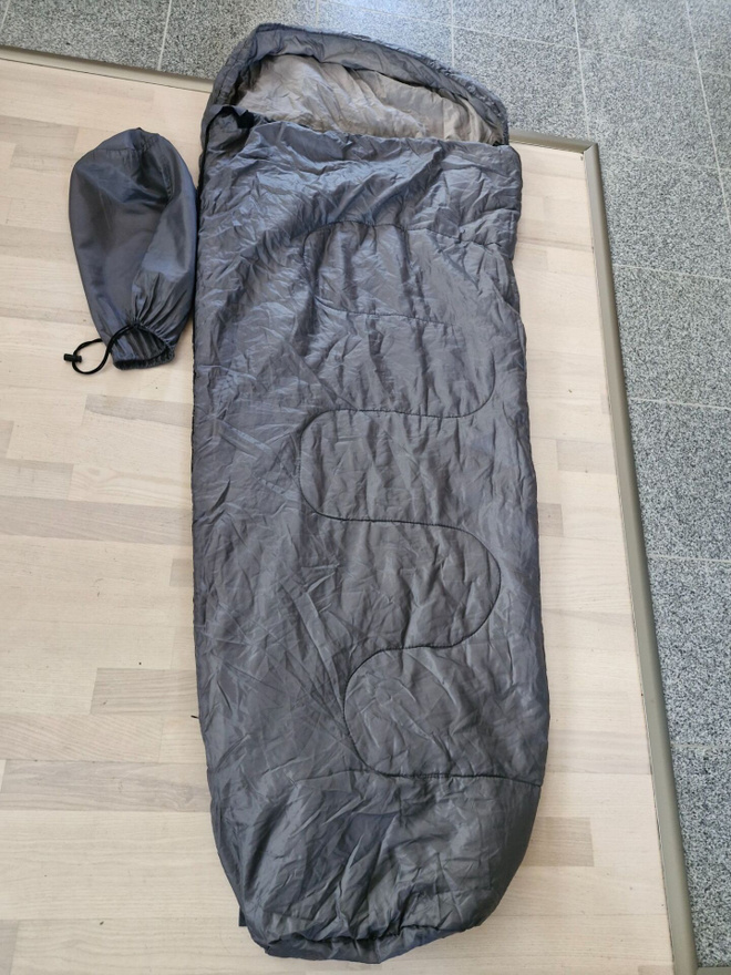 House 300 JR lasten makuupussi (170 cm, kesämalli)