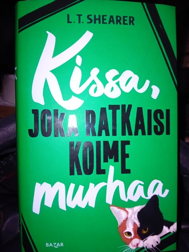 Shearer : Kissa joka ratkaisi kolme murhaa ( SIS POSTIKULU