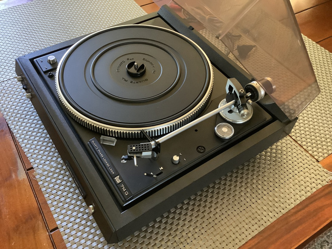 DUAL CS 714 Q Direct Drive Turntable