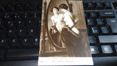 Nude Kaunis Nainen Peilin edesä, vanha kortti 26/8