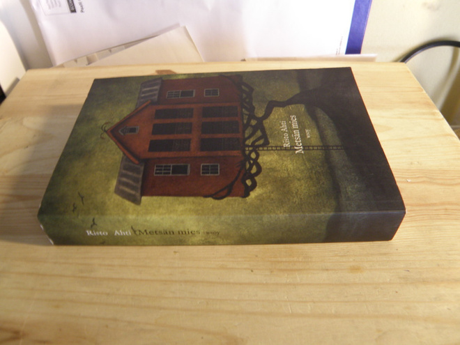 Risto Ahti Metsän mies (nidottu)
