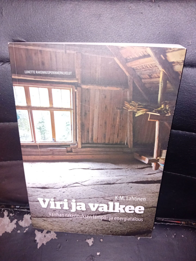 K. M. Lahtinen : Viri ja valkee ( SIS POSTIKULU )