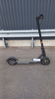 [T3202] MI sähköpotkulauta