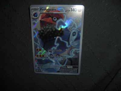 Pokemon keräilykortti Probopass