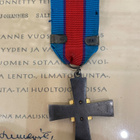 Ilmavoimien muistoristi  myöntökirjalla - pikkukuva 3