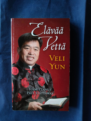 Veli Yun : Elävää vettä