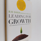 Raymond P. Davis ym. : Leading for Growth : How Umpqua Ba... - pikkukuva 1