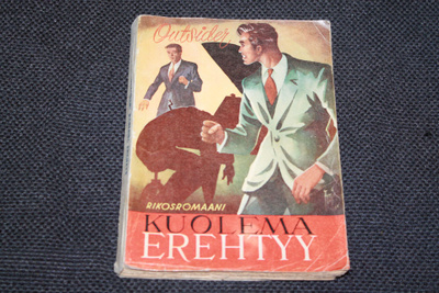 Outsider Kuolema erehtyy 1.p. 1945
