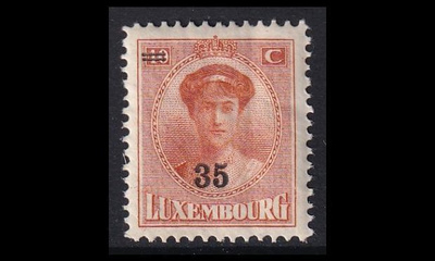 Luxemburg 197 ** Charlotte 35/40 C ruskeanoranssi (1927)