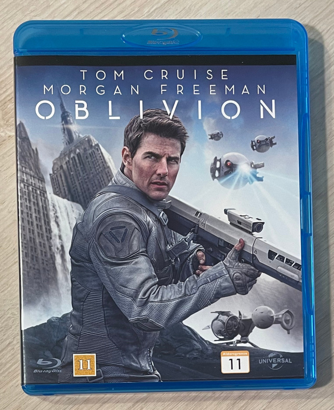 OBLIVION (2013) Tom Cruise, Morgan Freeman, Olga Kurylenko